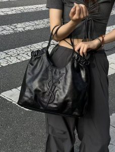 how to style affordable bags to look expensive minimalist fashion
