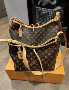structured expensive looking tote bag