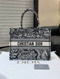 top handle handbag