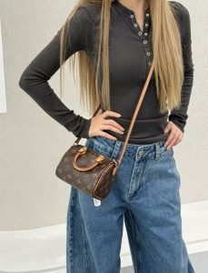 lv nano speedy everyday wear