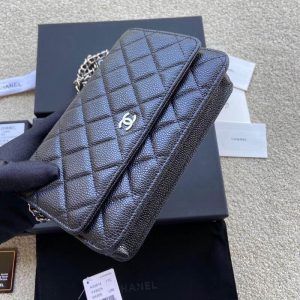 chanel classic flap leather details