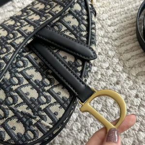 Dior Saddle Oblique hardware close up