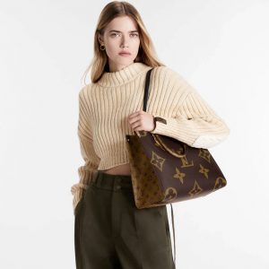 structured tote bag for work