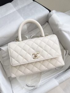 elegant everyday handbag